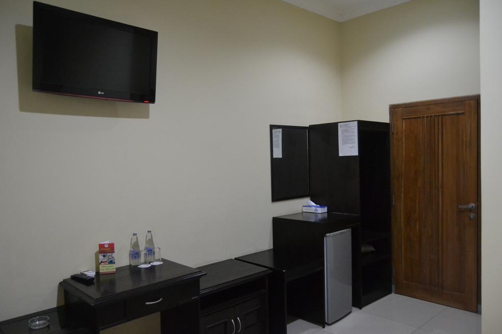 Hotel Khalista Purwakarta Habitación foto